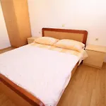 In Mit Eigenem Balkon By Interhome 巴斯卡