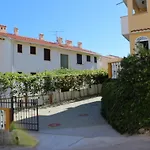 Apartament In Mit Eigenem Balkon By Interhome