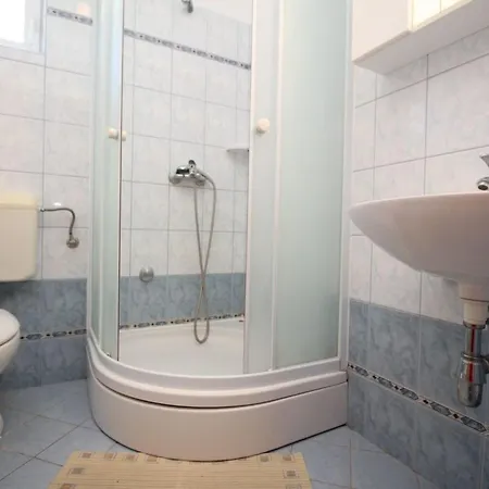 Apartament In Mit Eigenem Balkon By Interhome Baška