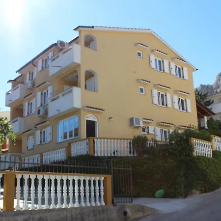 In Mit Eigenem Balkon By Interhome Apartment Baška