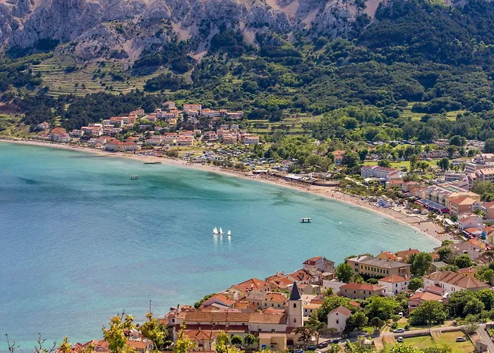 Apartment In Mit Eigenem Balkon By Interhome